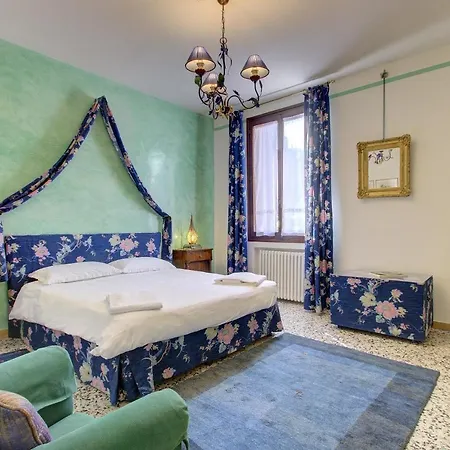 Barocco-veneziano Apartment *