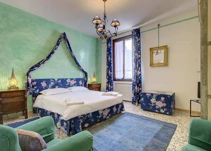 Barocco-veneziano Apartment *
